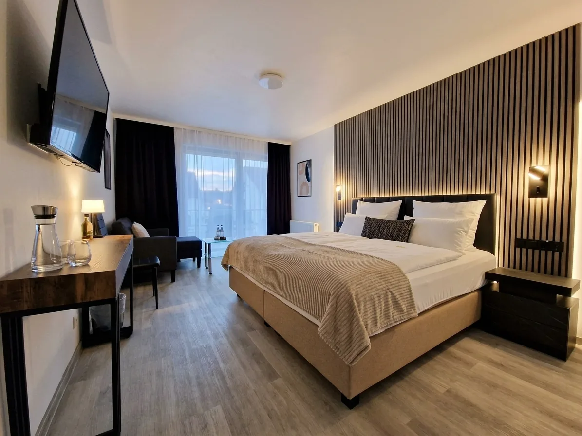 Doppelzimmer mit Balkon