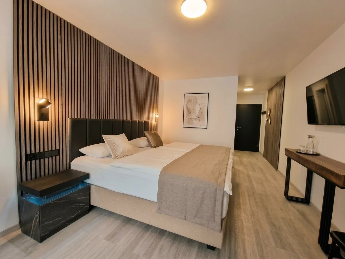 Doppelzimmer mit Balkon Foto 3