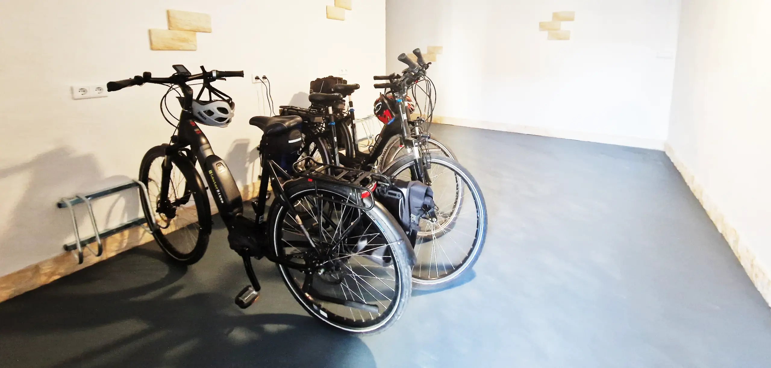 Perfekt für Ihren Radurlaub: Unsere sichere Fahrradgarage